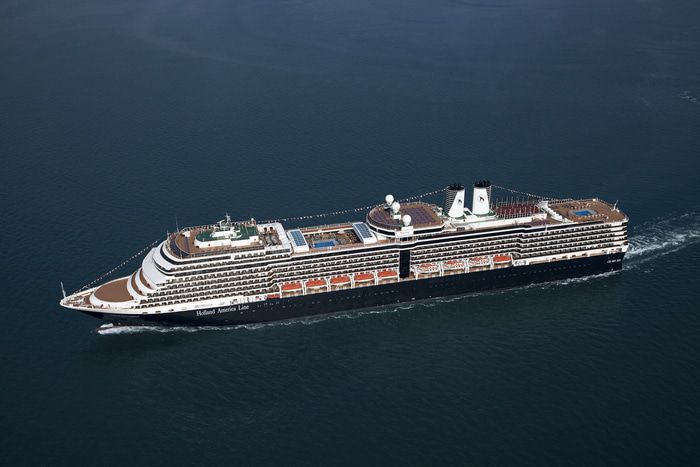 A photo of the Nieuw Amsterdam cruise ship